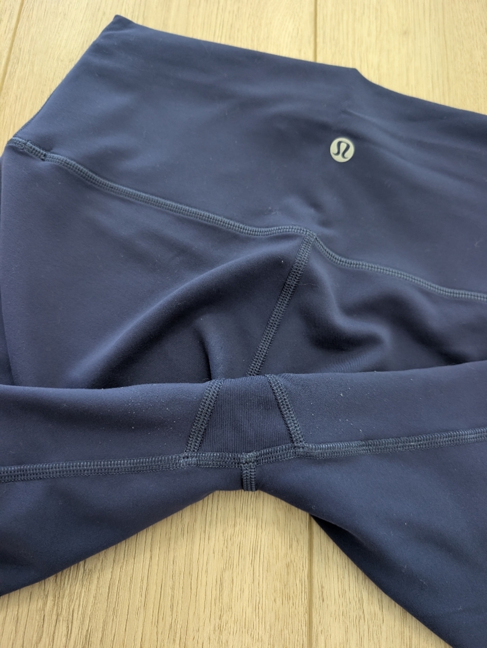 lululemon Winder Under 25" Leggings | Night Sea Color | Size 8 - Picture 8 of 11